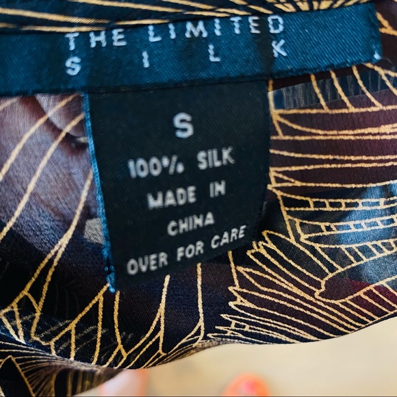 Silk Chiffon Print Deep V Pleated Blouse Size S - Picture 13 of 13